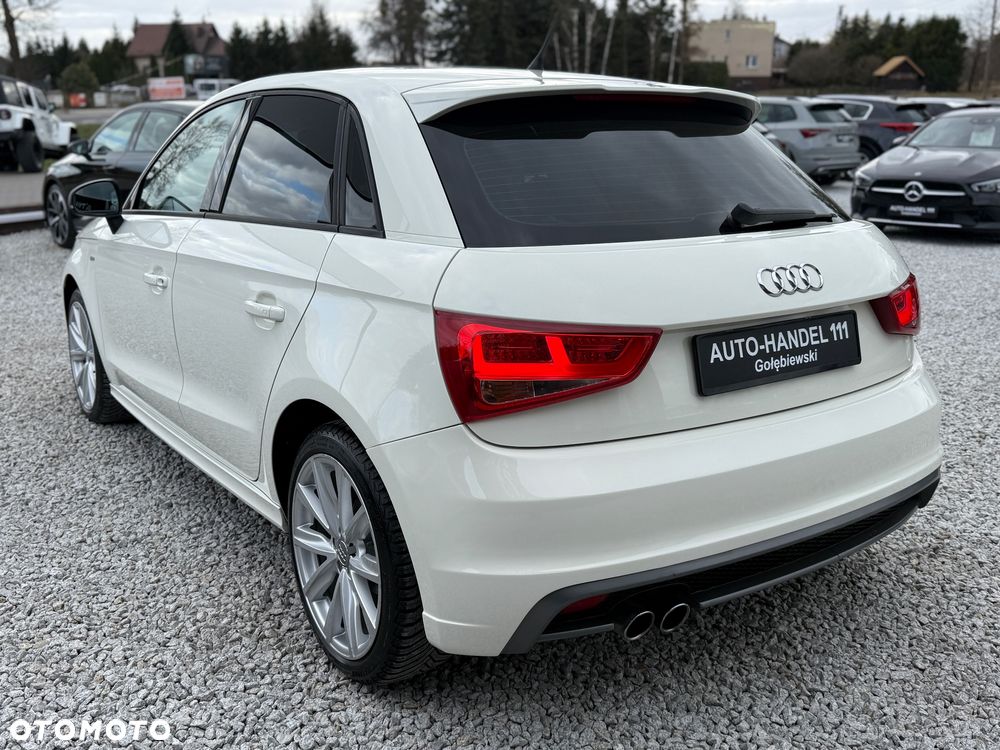 Audi A1 Sportback 1.4 TFSI S tronic S line Sportpaket - 4