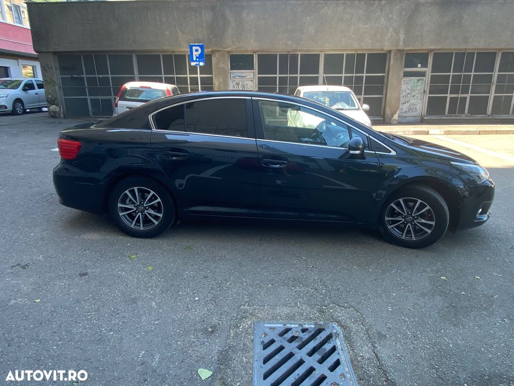 Toyota Avensis 1.8 Multidrive S Executive - 4