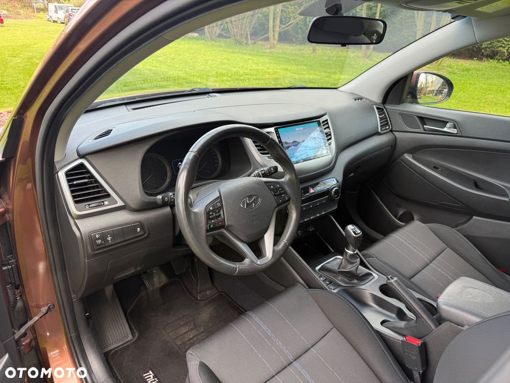 Hyundai Tucson 1.6 GDI BlueDrive Comfort 2WD - 18