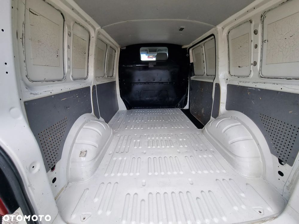 Volkswagen T5 - 2