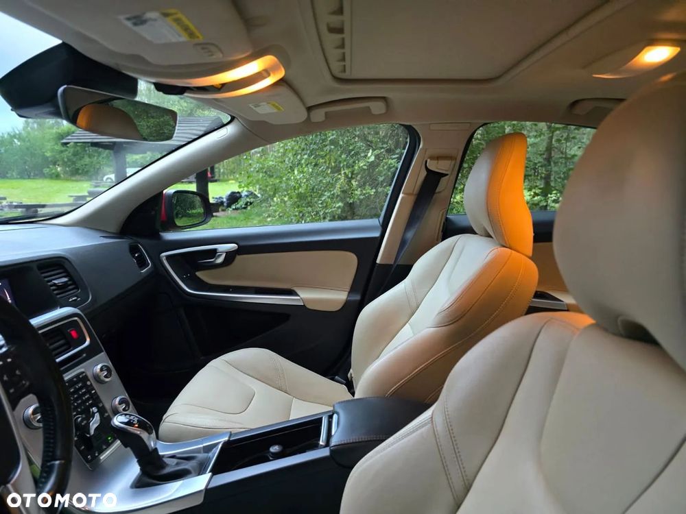 Volvo S60 T5 Drive-E R-Design Summum - 11