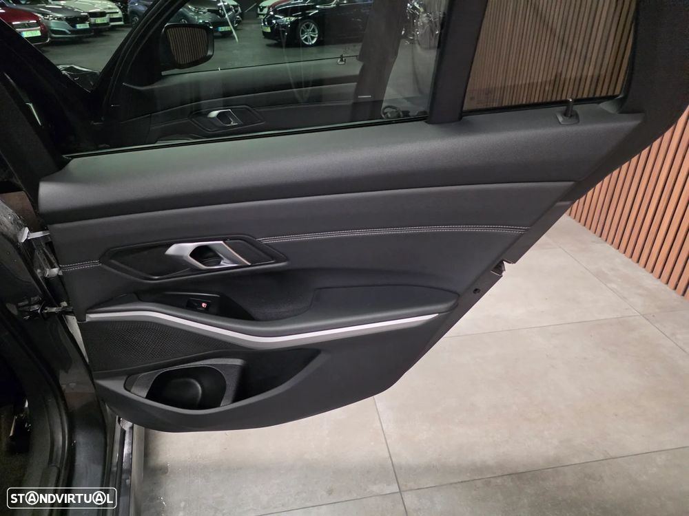 BMW 320 e Line Sport Auto - 21
