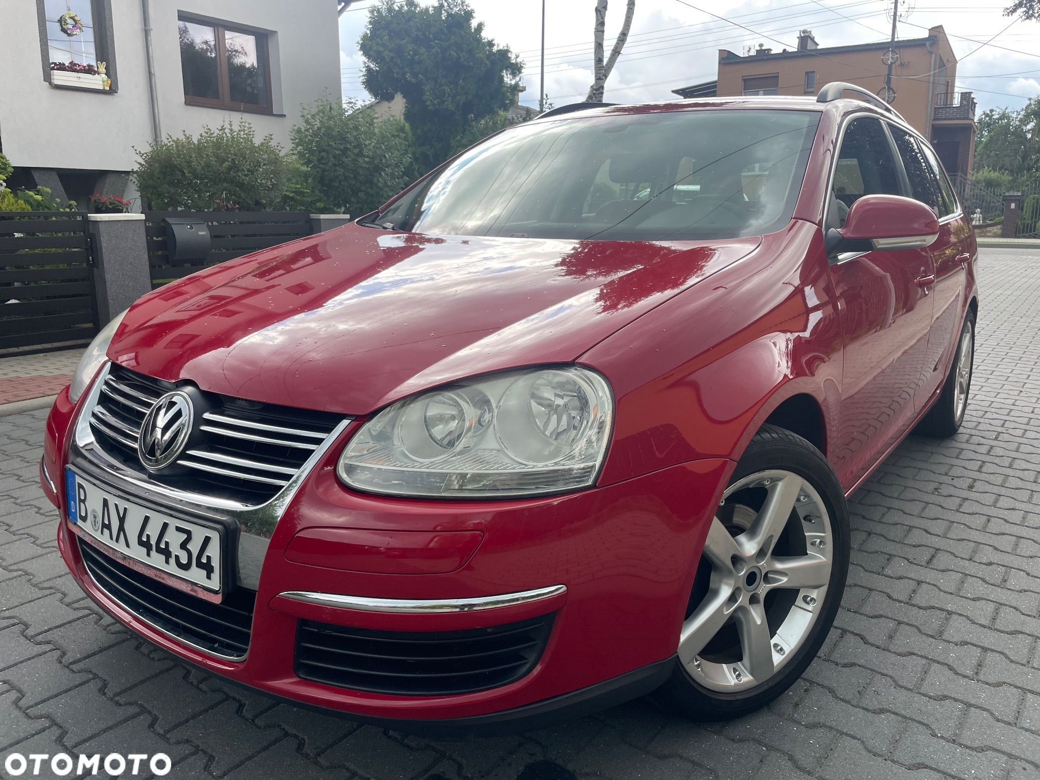 Volkswagen Golf 1.6 Sportline - 1