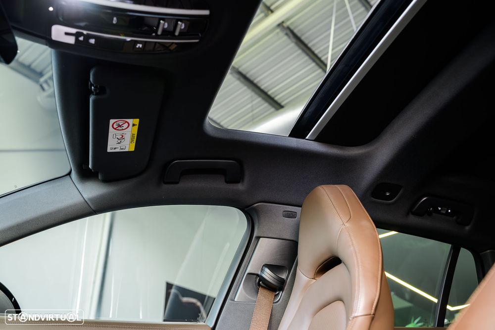 Porsche Panamera Sport Turismo 4S E-Hybrid - 25