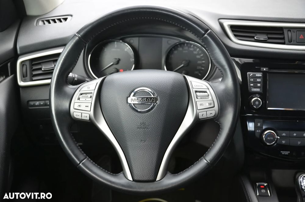Nissan Qashqai 1.6 DCI DPF Start/Stop acenta - 17