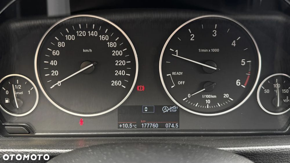 BMW Seria 3 316d Luxury Line EU6 - 31