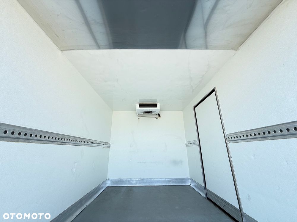 Renault Master 145 DCI Kontener 3x Drzwi 230V Chłodnia/Mroźnia do -12, Salon PL, Jeden Właściciel - 9