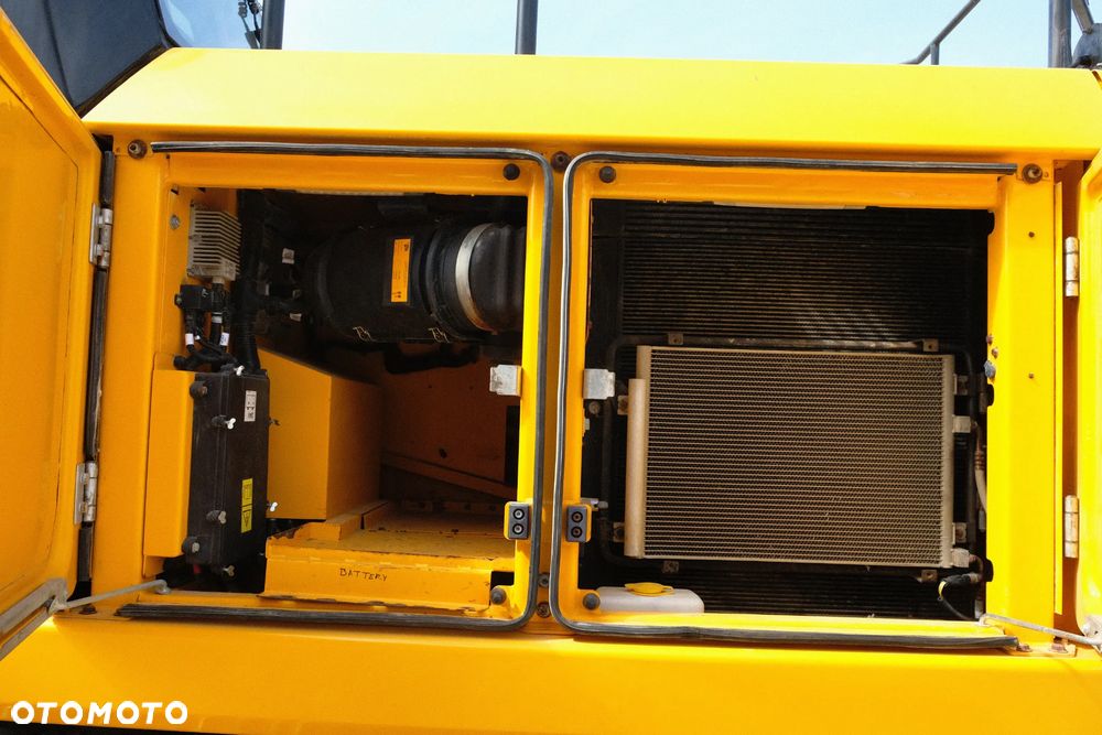 JCB 220 XLC 4f 7200H - 28
