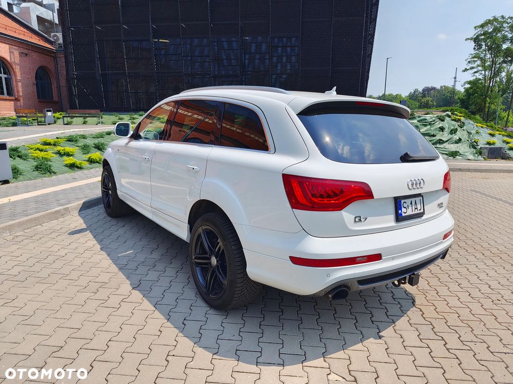 Audi Q7 - 8