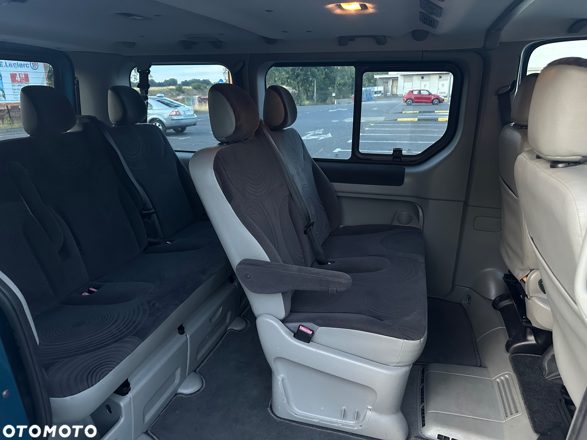 Renault Trafic - 17
