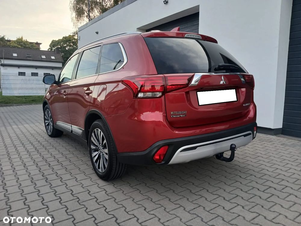 Mitsubishi Outlander 2.0 2WD CVT Edition 100 - 24