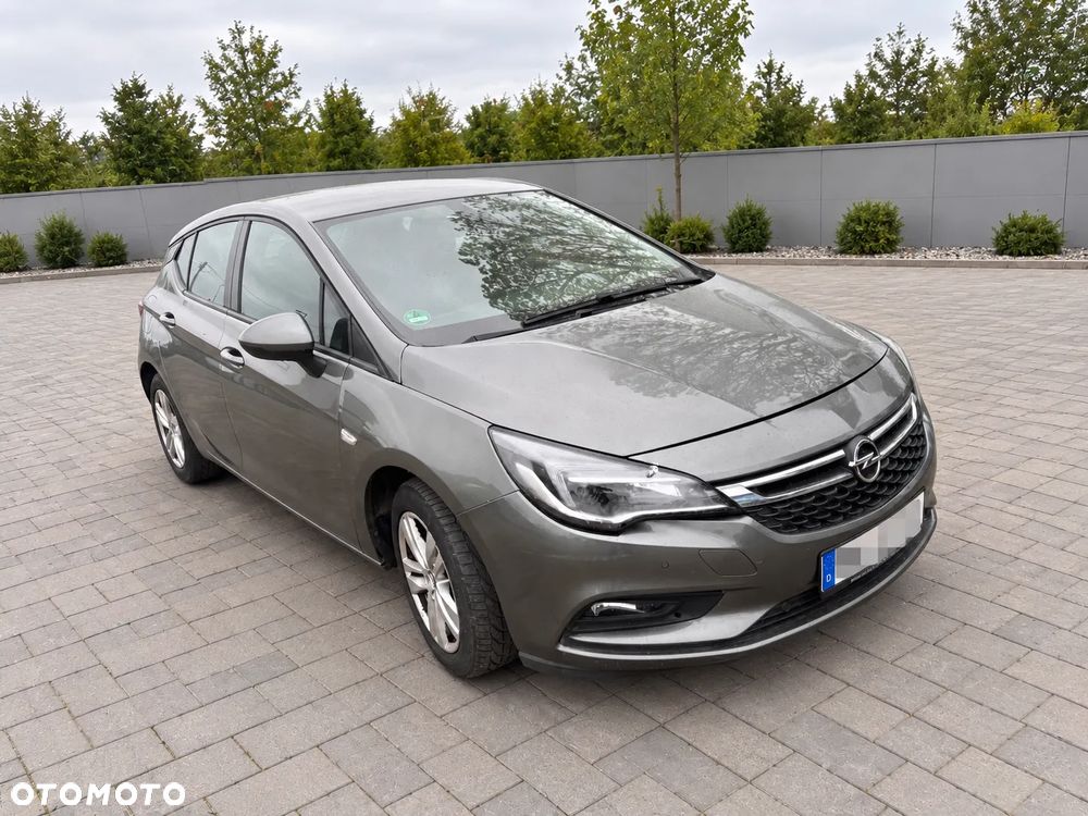 Opel Astra - 1