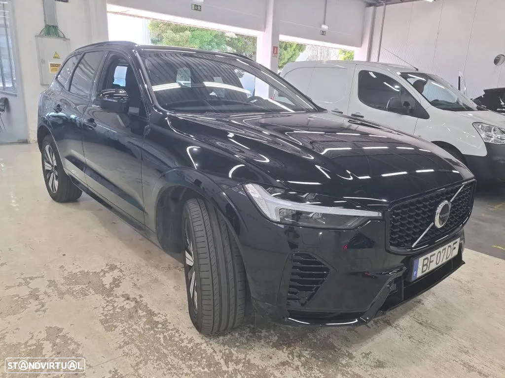 Volvo XC 60 2.0 T6 PHEV Plus Dark AWD - 4