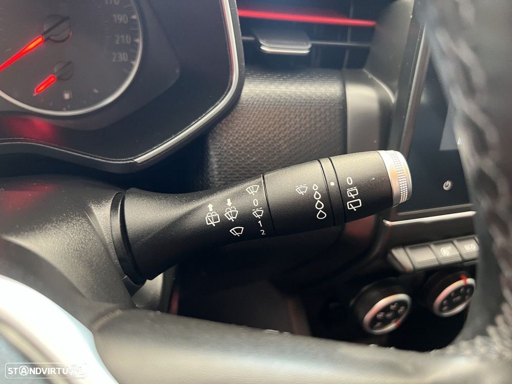 Renault Clio 1.0 TCe Intens CVT - 18