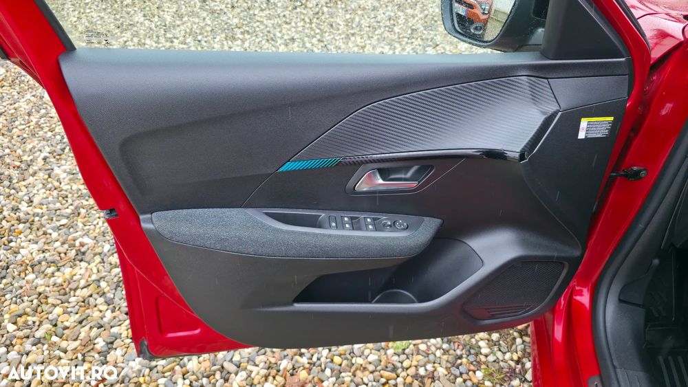 Peugeot 208 1.2 L PureTech STT EAT8 Allure Pack - 23