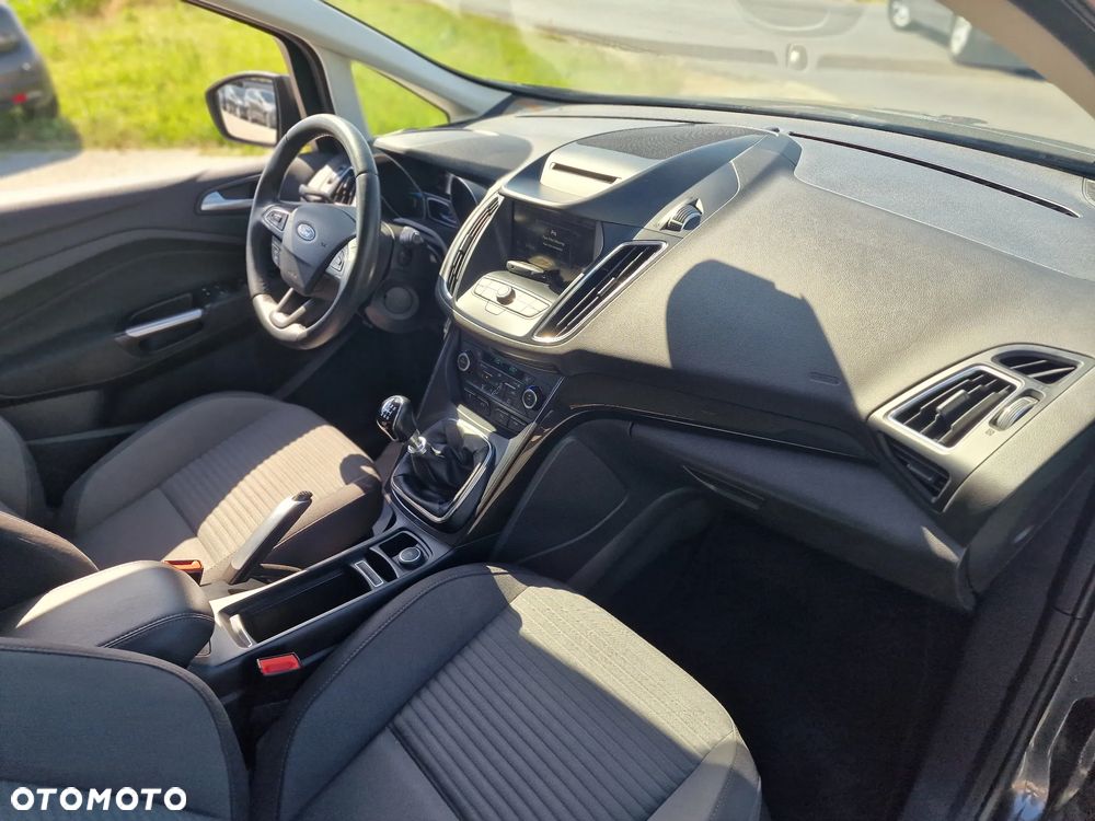 Ford C-MAX 2.0 TDCi Start-Stop-System Titanium - 25