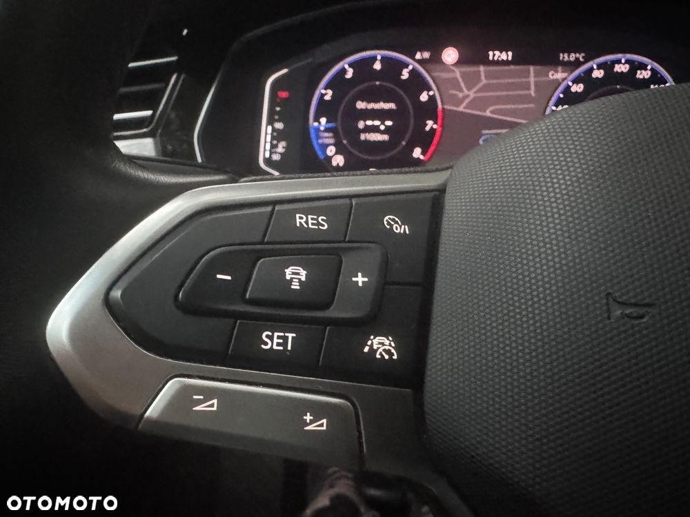 Volkswagen Passat 1.5 TSI EVO Elegance DSG - 29