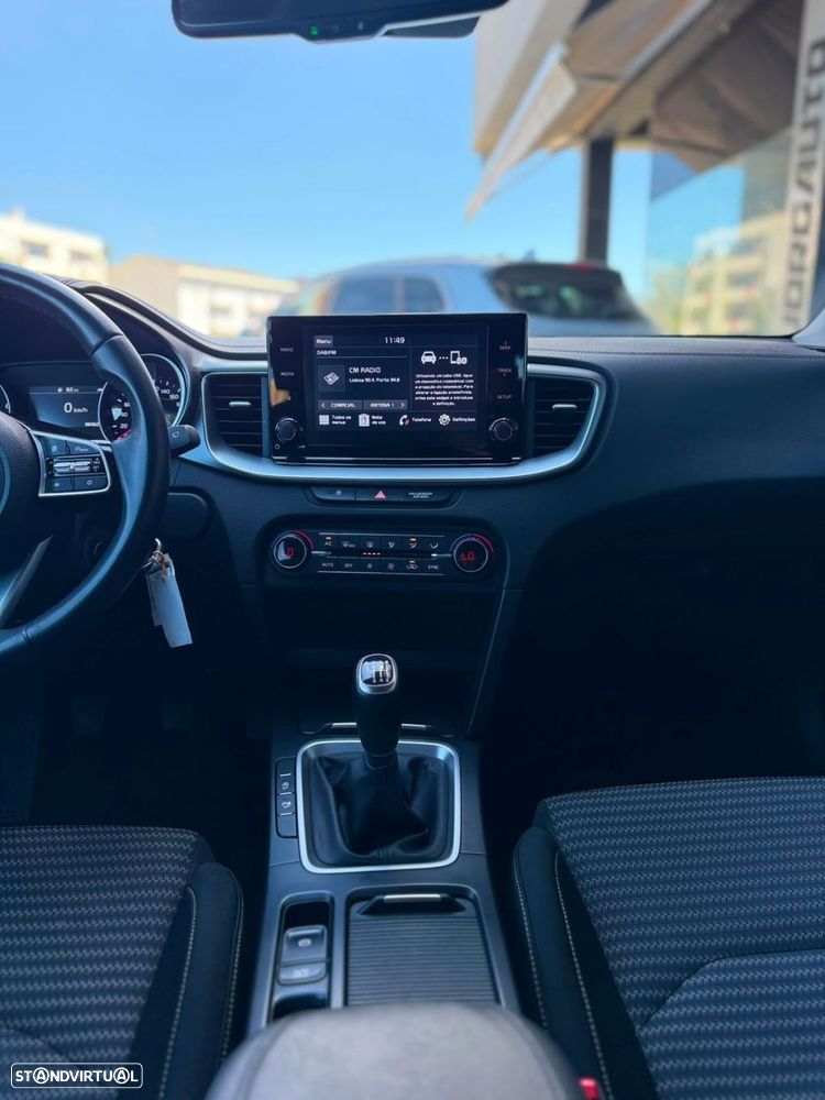 Kia XCeed 1.0 T-GDI Dynamic - 23
