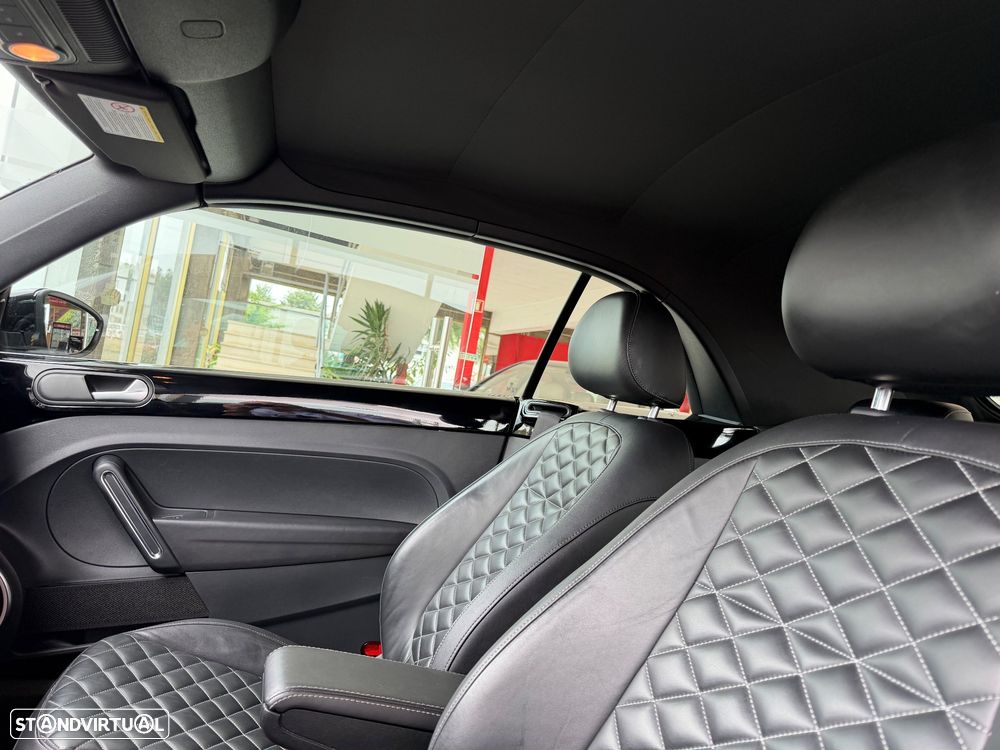 VW New Beetle Cabriolet 2.0 TDI DSG Sport - 7