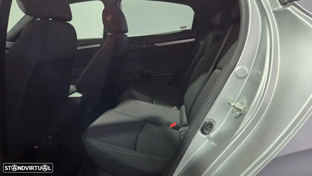 Honda Civic 1.0 i-VTEC Elegance Navi CVT - 14