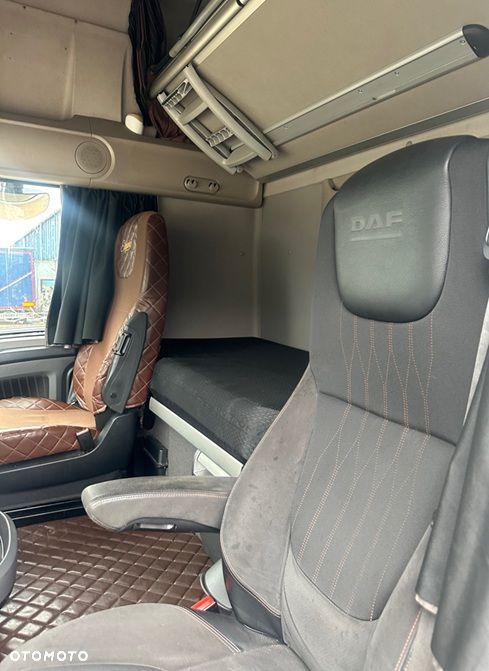 DAF XF480 SUPER SPACE CAB AUTOMAT STANDKLIMA LODÓWKA FULLSPOJLERY SKÓRA FULLLED 2xALUTANK ALUFELGI KLIMA WEBASTO LOW DECK MEGA EURO 6 2018r ŁADNY - 10