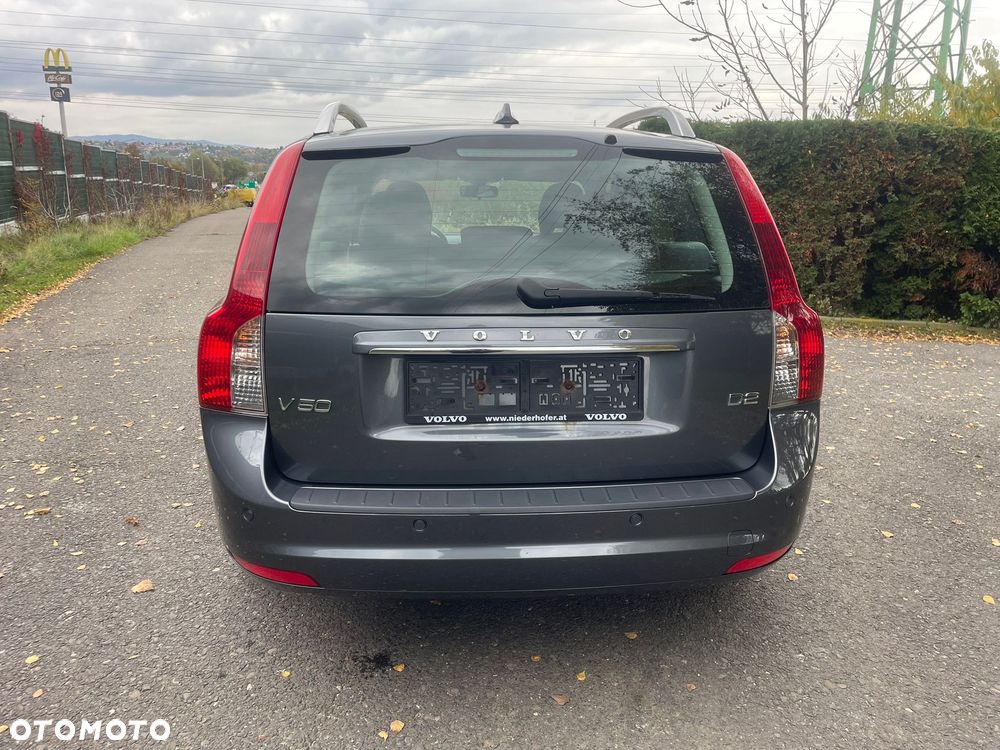 Volvo V50 D2 - 7