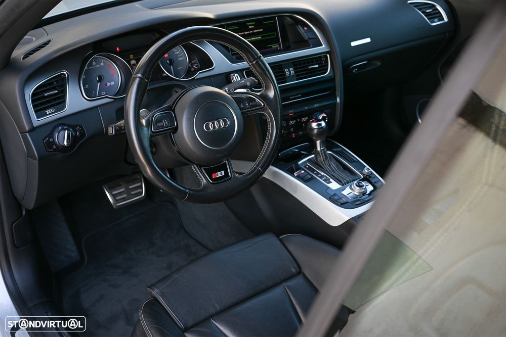 Audi A5 Cabrio - 43