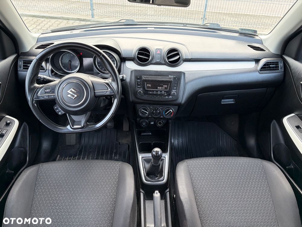 Suzuki Swift 1.2 Premium - 10