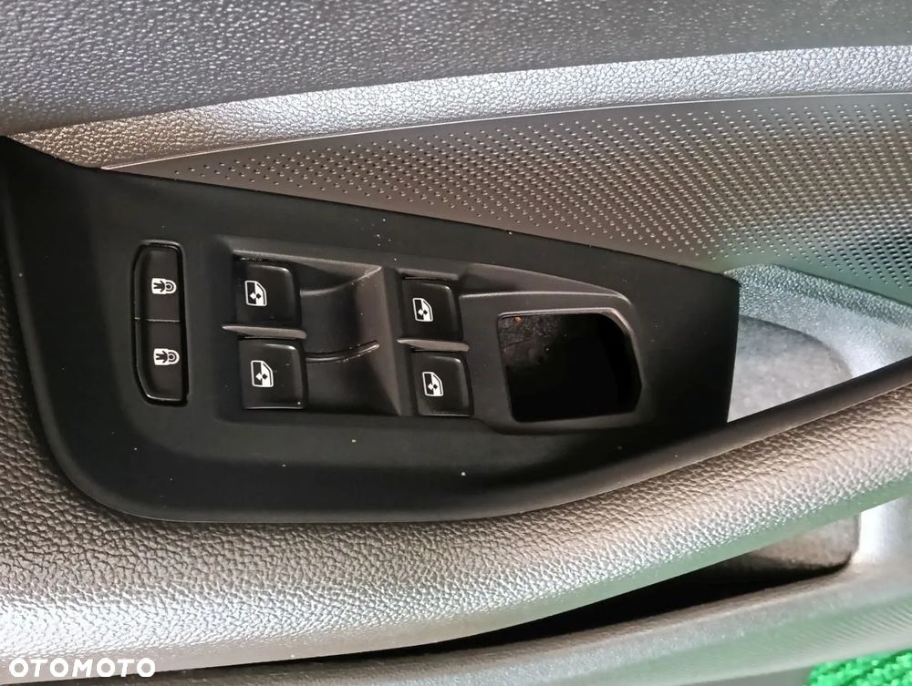 SKODA SUPERB KOM od 2024r Fotele Kanapy - 14