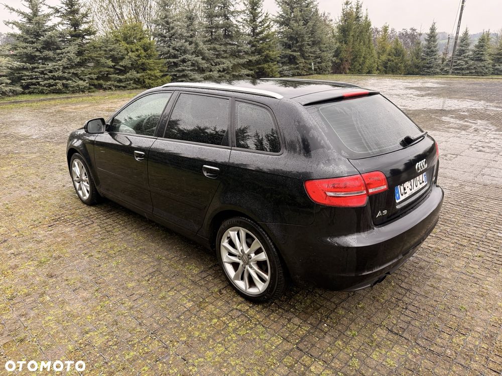Audi A3 Sportback - 3