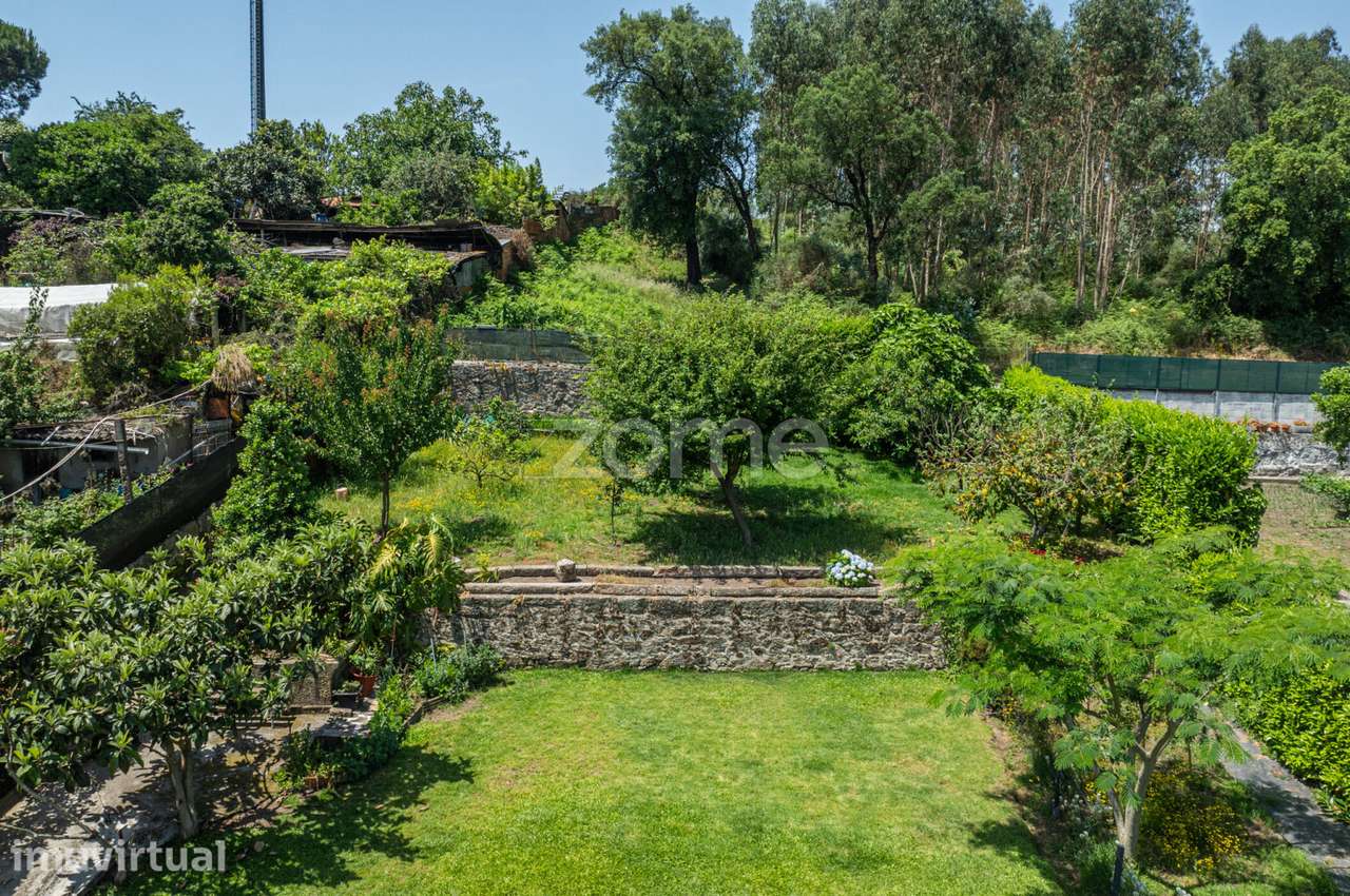 Moradia Renovada com jardim e garagem em São Mamede do Coronado, Tr... - Grande imagem: 4/32