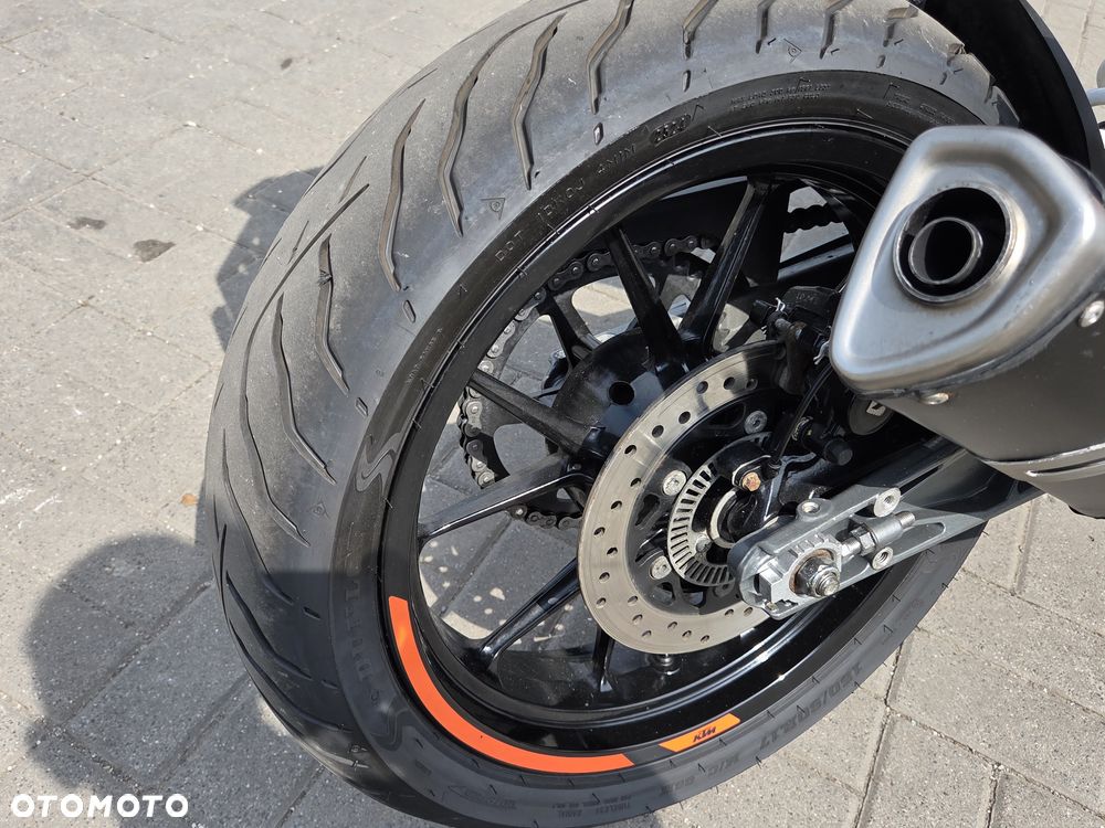 KTM Duke - 20
