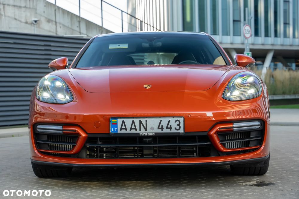 Porsche Panamera GTS - 9