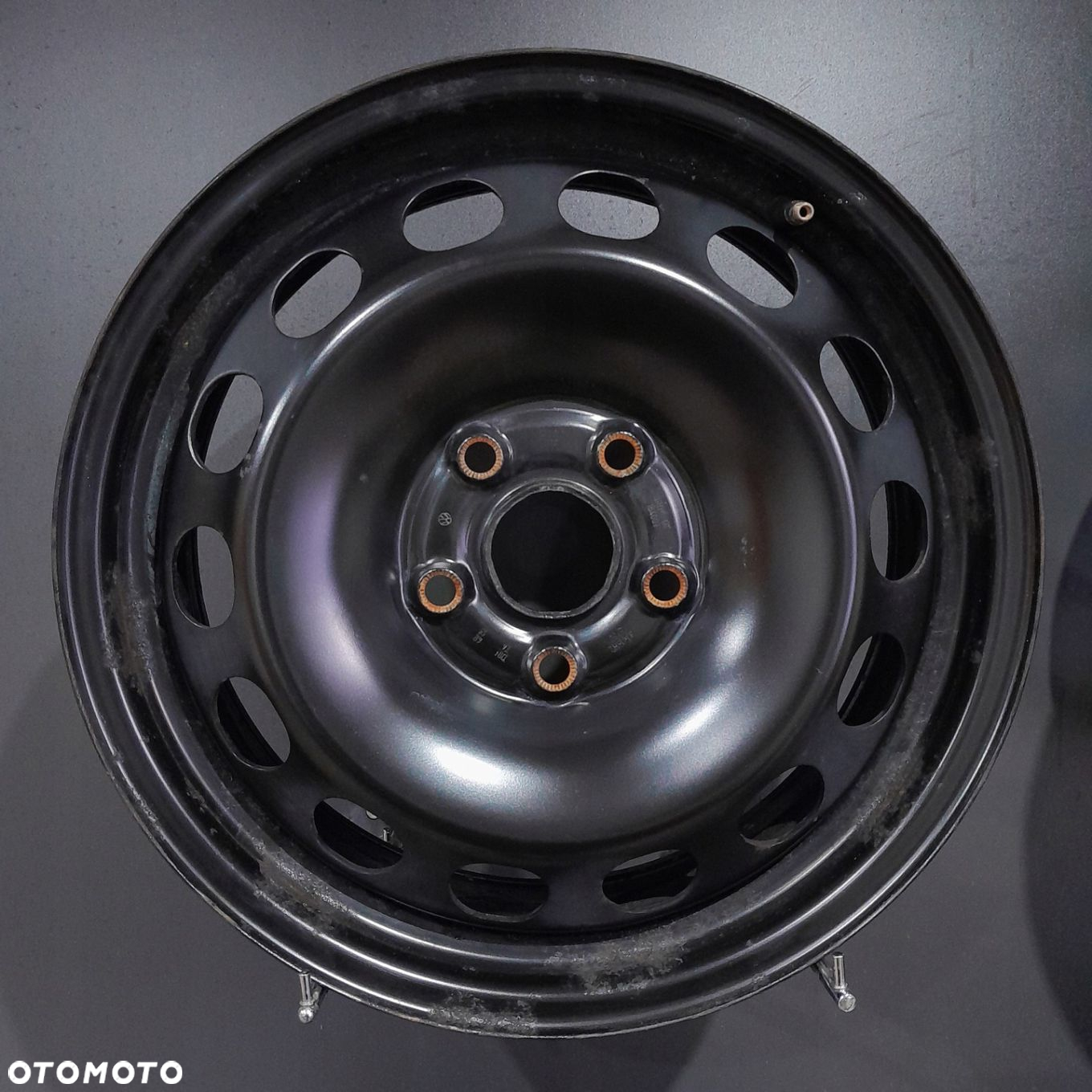 Felgi 16 5x112 VW Golf V VI VII, Audi A3 8P, Seat Leon III II F14256-35 - 3