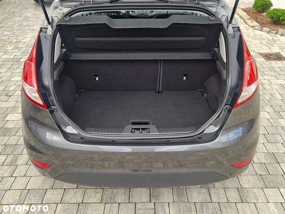 Ford Fiesta 1.5 TDCi Titanium - 12