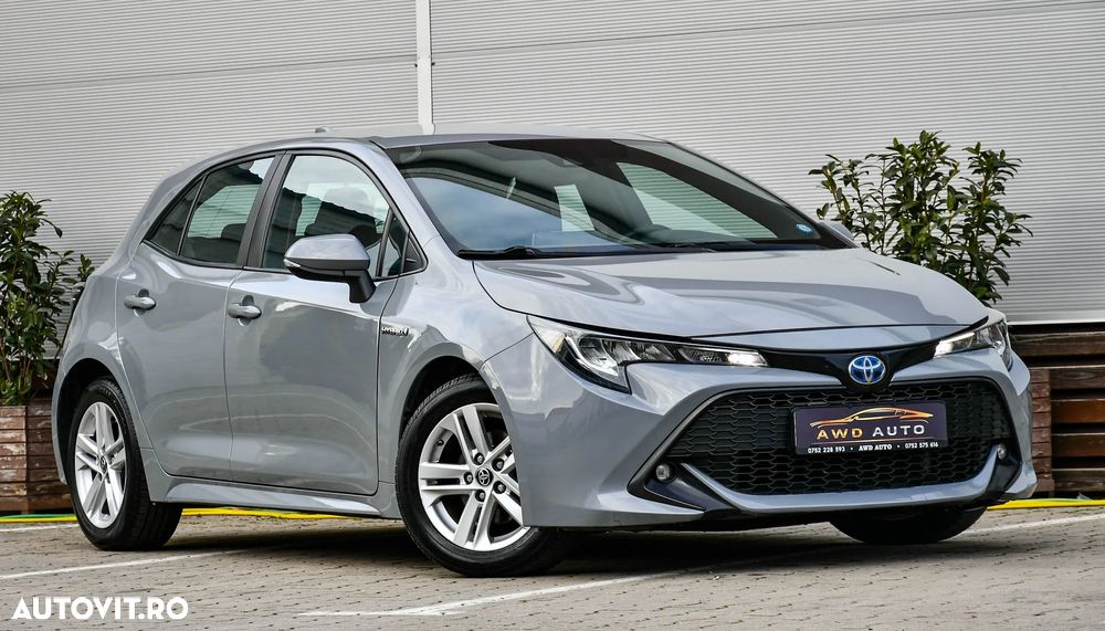 Toyota Corolla 1.8 HSD Dynamic - 3