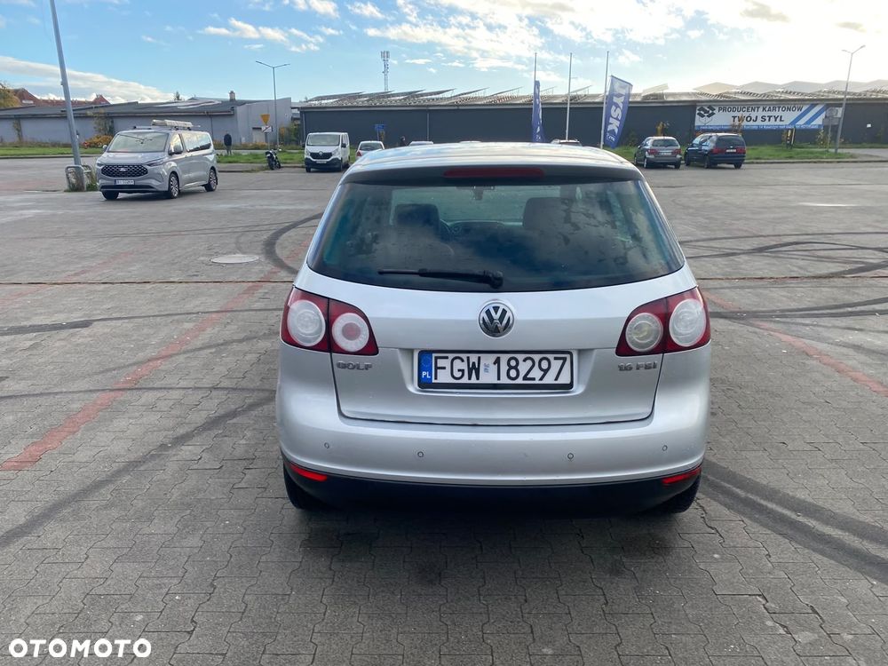 Volkswagen Golf - 4