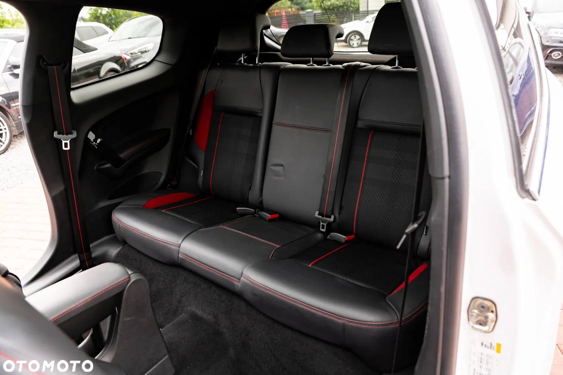 Peugeot 208 1.6 THP GTi - 25