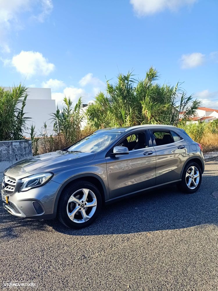 Mercedes-Benz GLA 200 d Aut. - 1