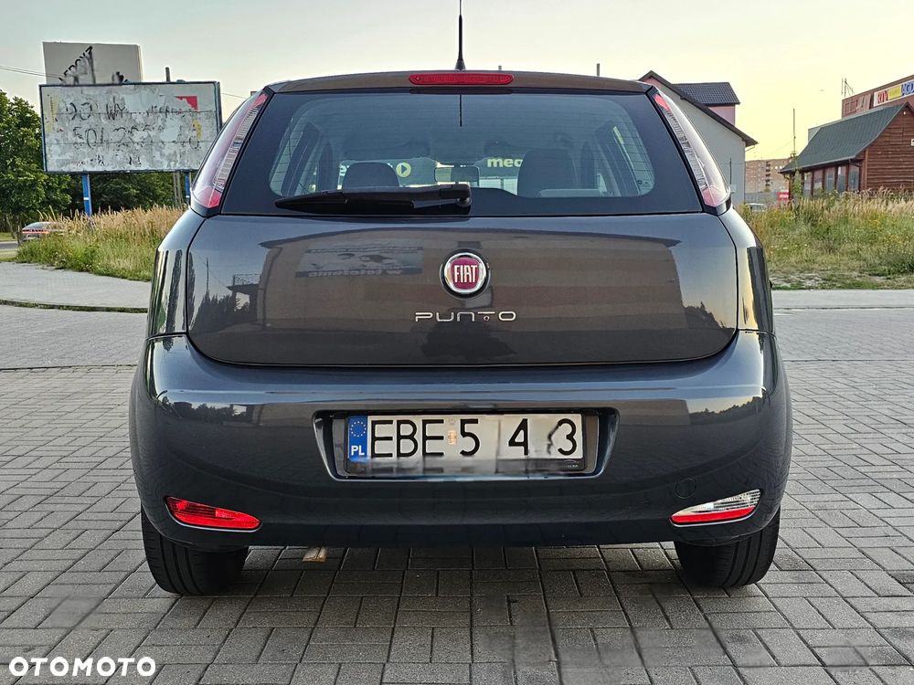 Fiat Punto 2012 ver-1-4-easy-s-s - 12