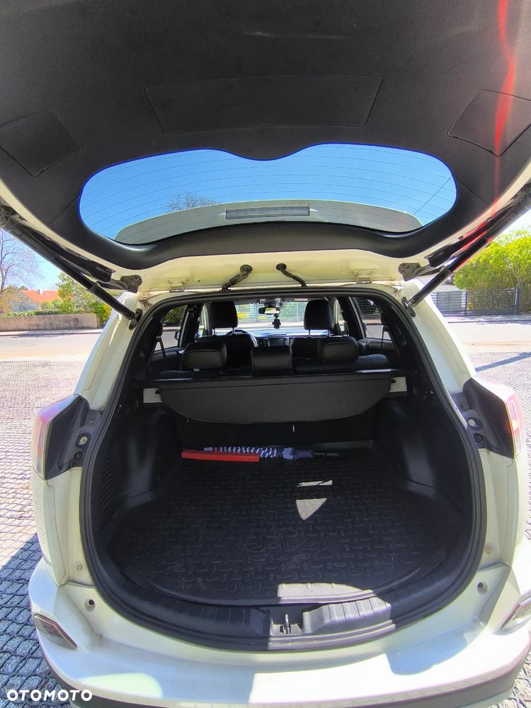 Toyota RAV4 2.0 Prestige MS - 11