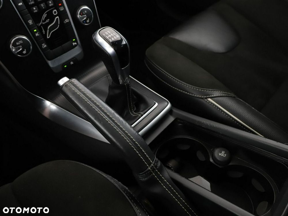 Volvo V40 T3 RDesign - 29