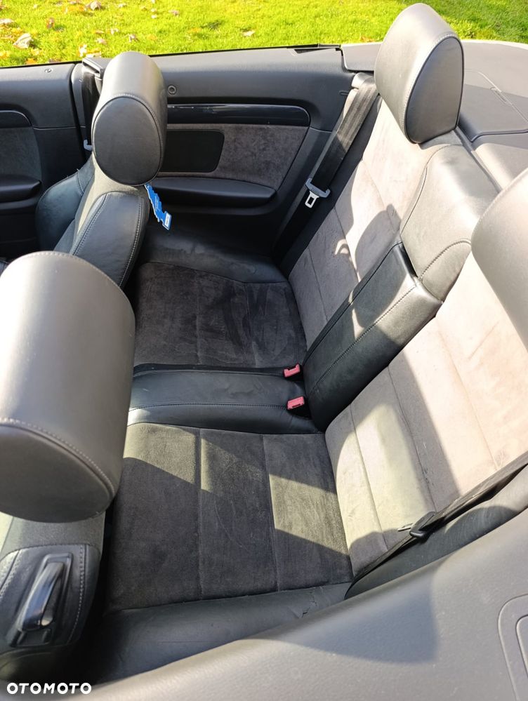 Audi A4 Cabrio 2.4 - 16