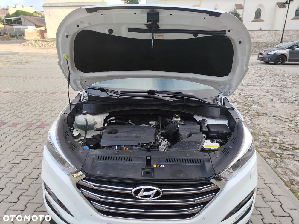 Hyundai Tucson 1.7 CRDI BlueDrive GO Plus 2WD DCT - 9