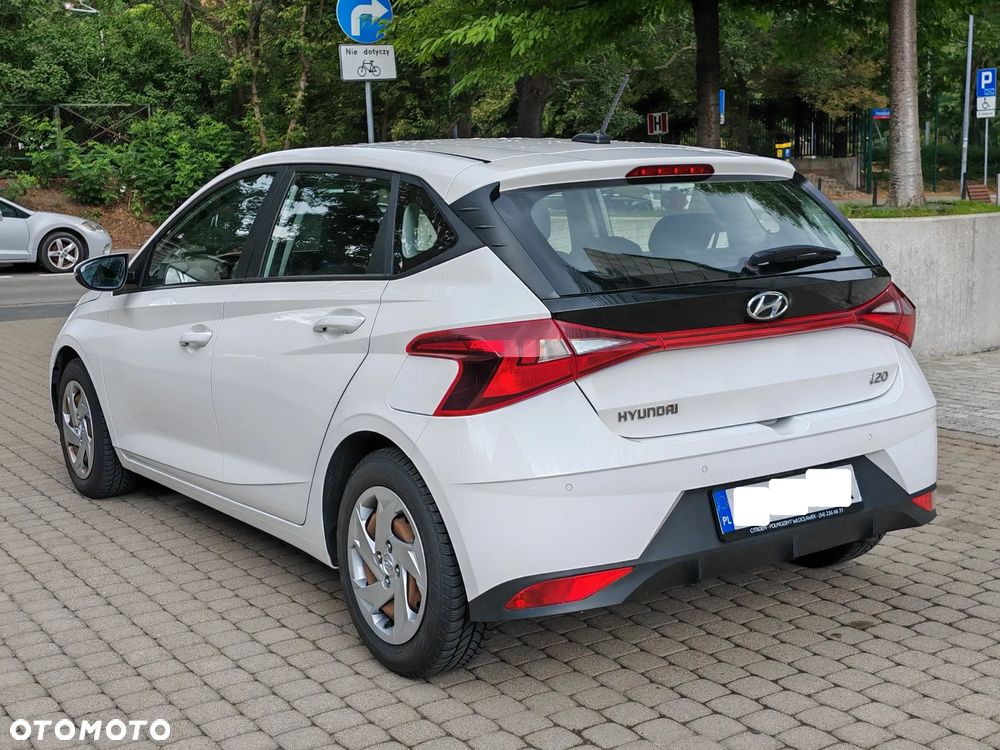 Hyundai i20 1.2 Pure - 9