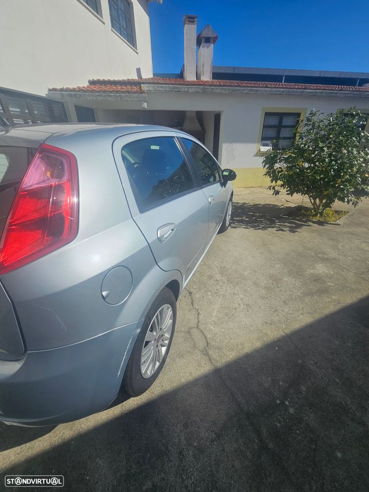 Fiat Grande Punto - 16
