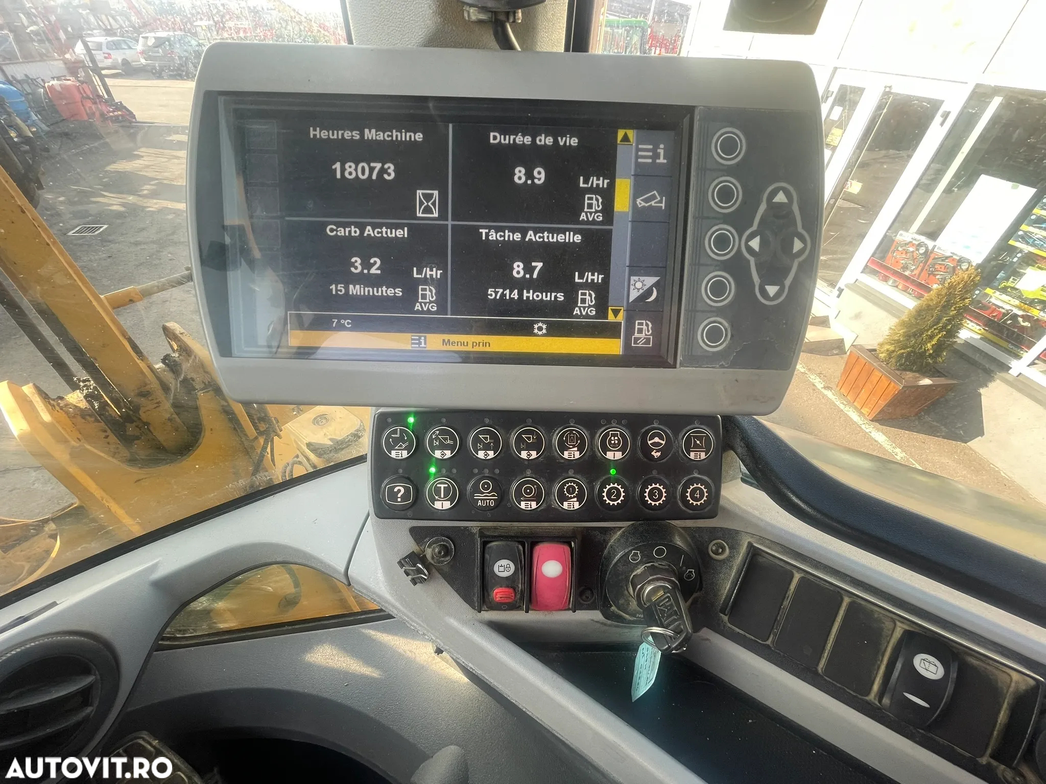 Caterpillar 938K - 24