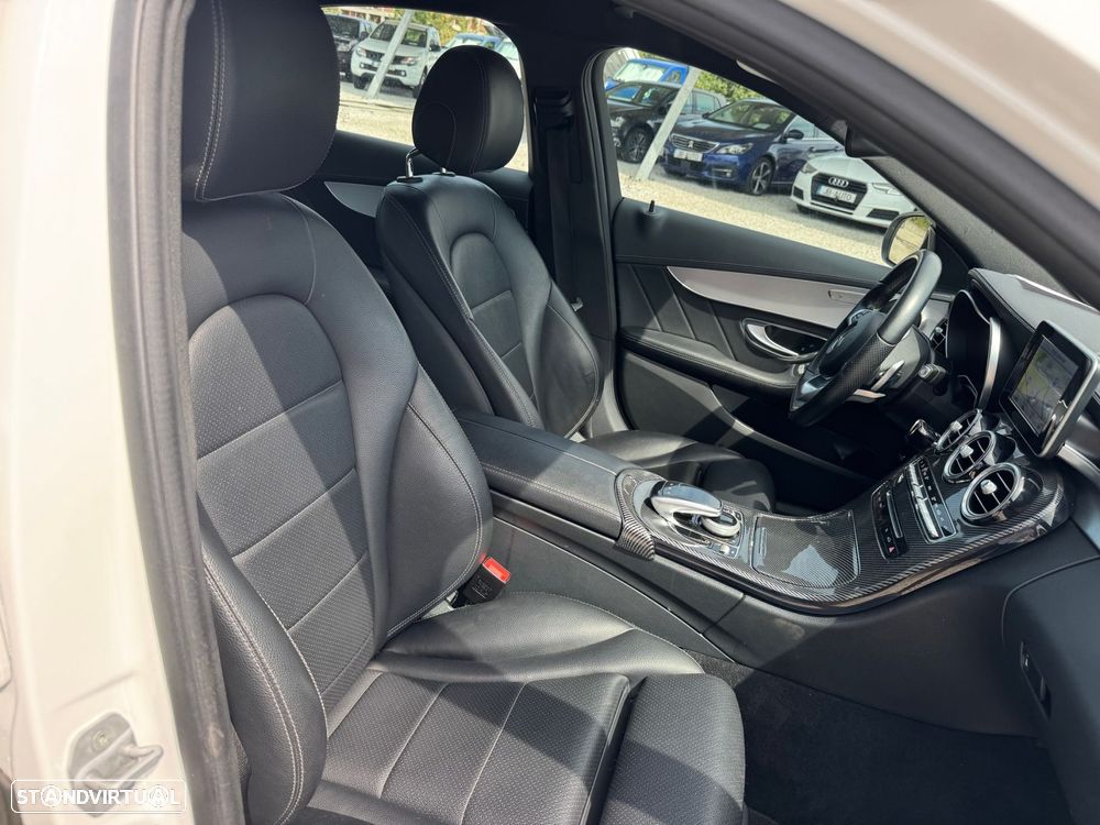 Mercedes-Benz C 300 BlueTEC Hybrid AMG Line - 12