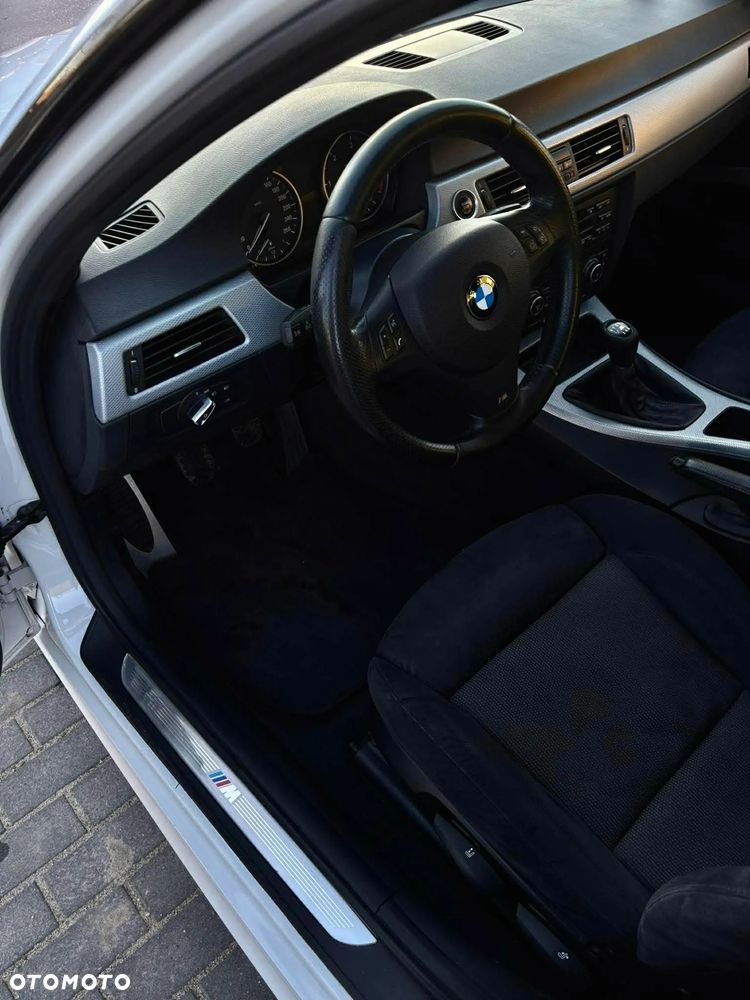 BMW Seria 3 330d - 9