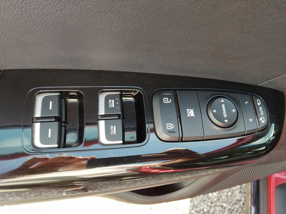 Kia Sportage 1.6 GDI Black Edition 2WD - 16